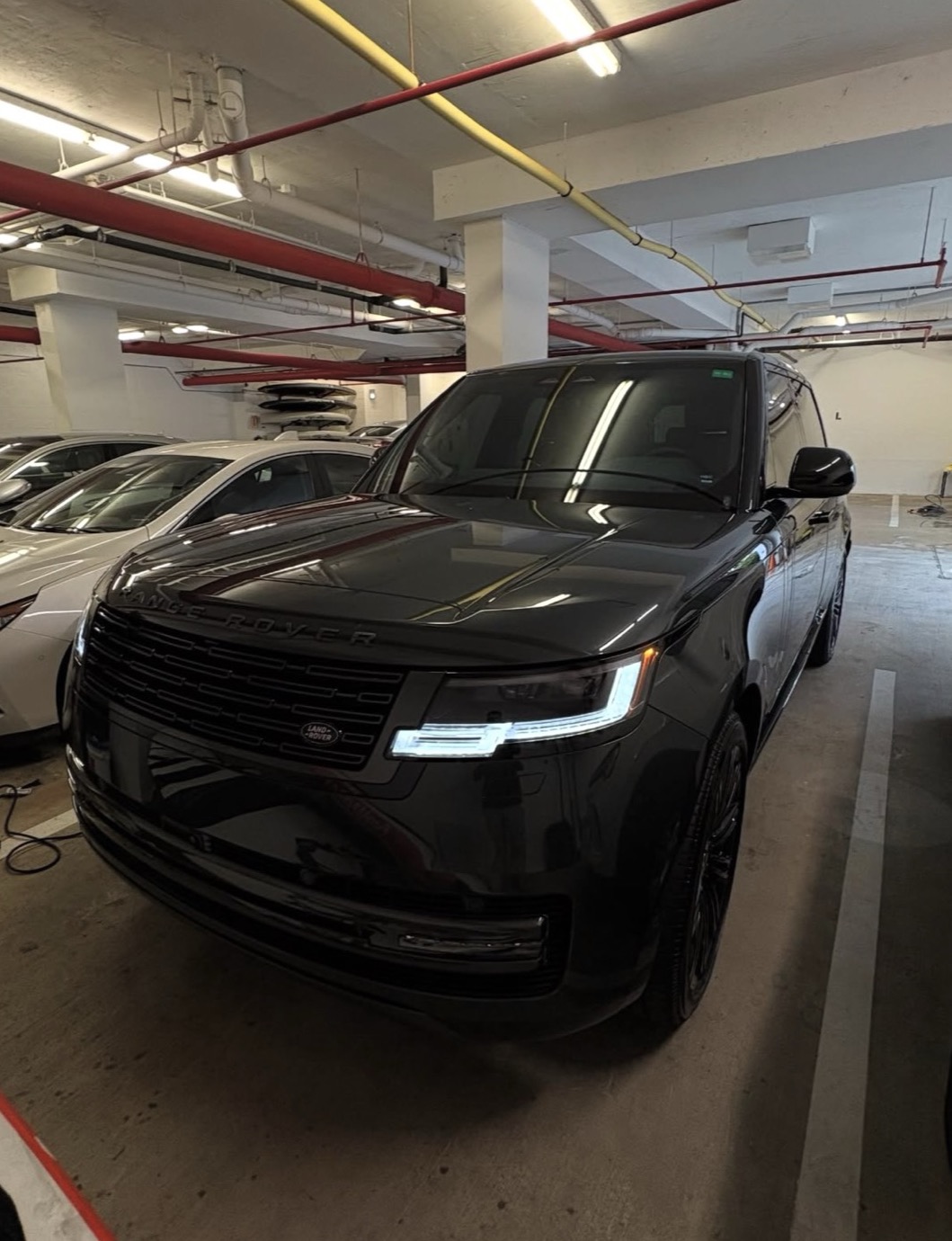 Black Range Rover after ceramic coating